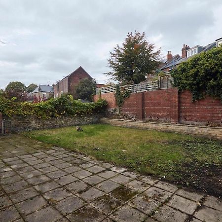 Cosy, Stylish, Leafy And Homely Sheffield Exterior photo